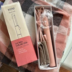 Curling Iron, Great for traveling.